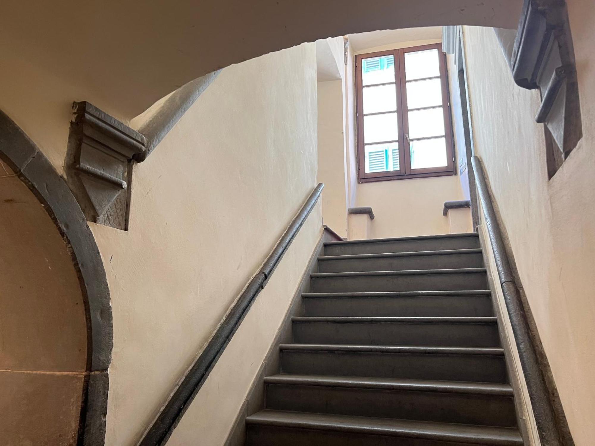 Al 106 Apartment Free Wi-Fi 5 Min Dalla Stazione Prato  Exterior photo